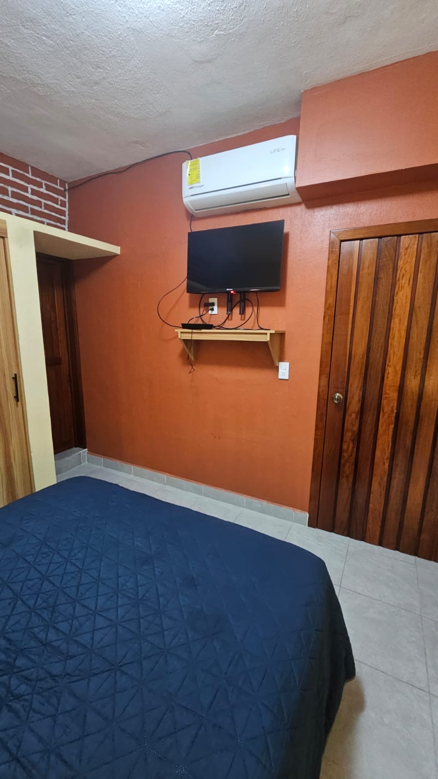 b5c23be0-9ef5-46ea-a66a-f9b8cbaa8540